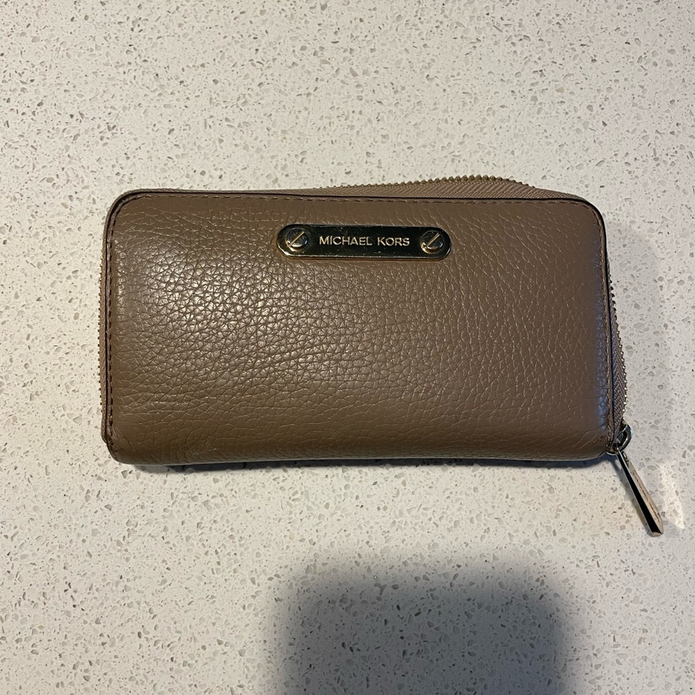 Michael Kors Tan Leather Wallet with Gold Accents